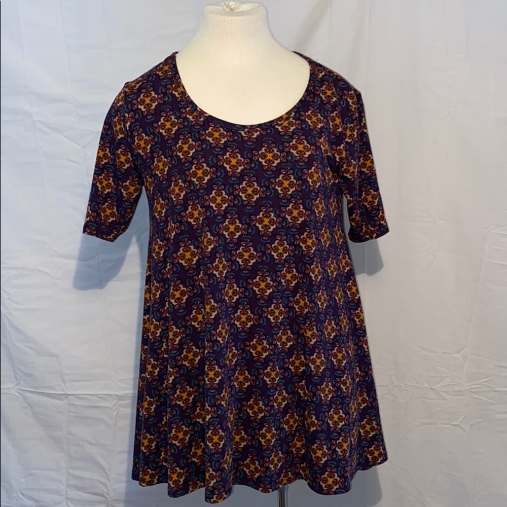 Size XS Perfect Lularoe T